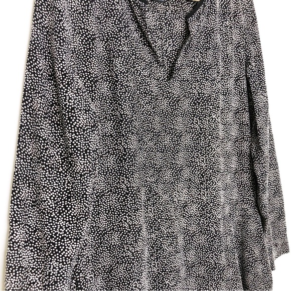 Club Monaco, silk printed mini dress - Picture 3 of 10